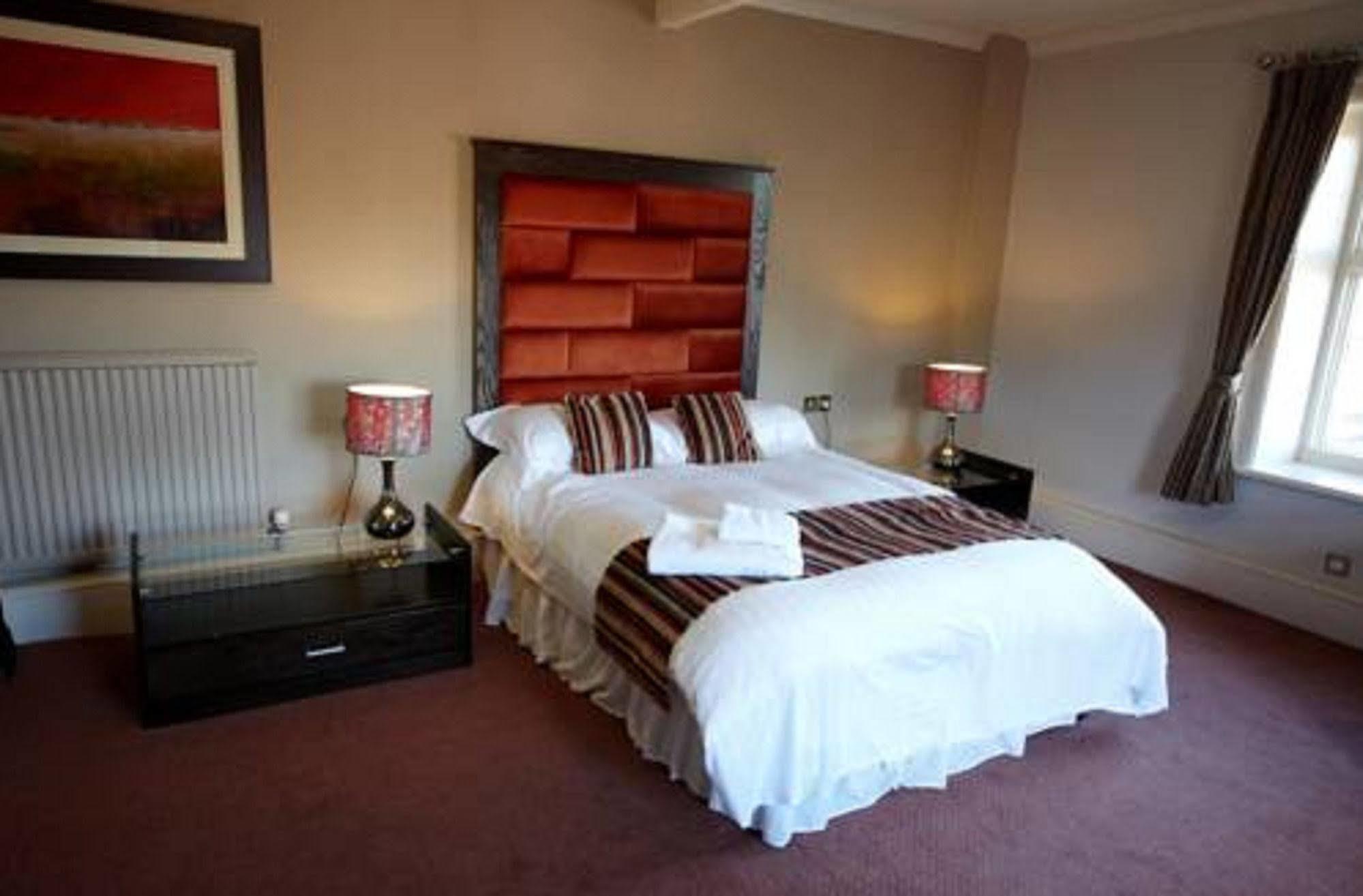 Lion And Swan Hotel คองเกิลตัน ภายนอก รูปภาพ